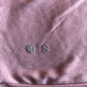 Lululemon mauve pullover sleeveless hoodie